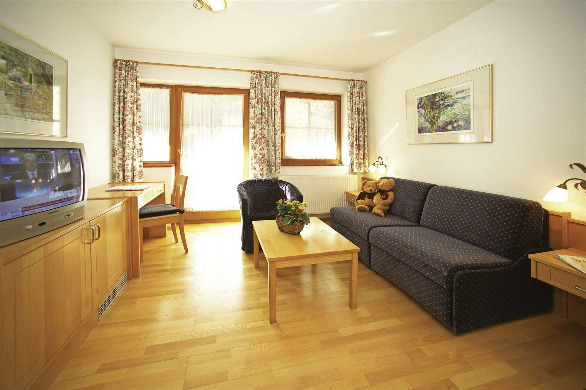 Hotel Stadt Wien Τσελ αμ Ζέε Εξωτερικό φωτογραφία
